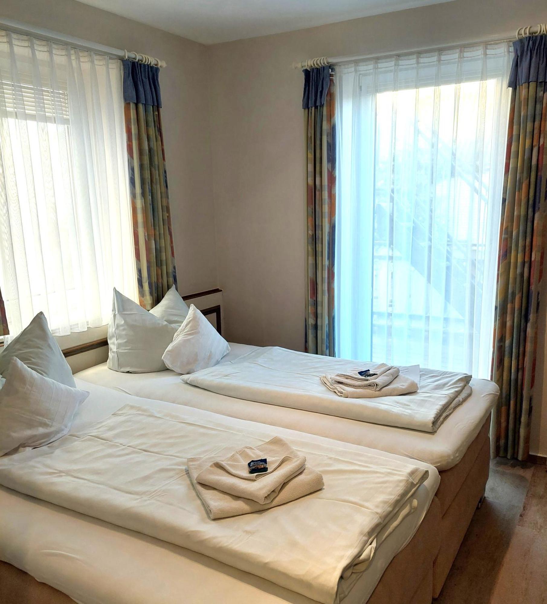 Hotel Villa Weststrand ボルクム エクステリア 写真